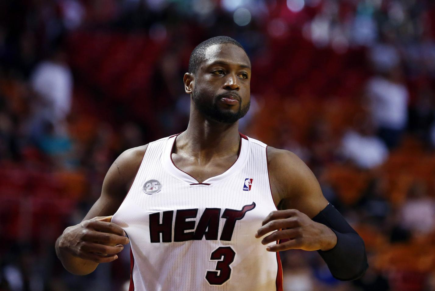 半场战报：毕尔巴鄂竞技0-0马竞，桑切特造险，威廉斯险破门（半场速递：毕尔巴鄂0-0马竞，桑切特制造险情，威廉斯差点破门）