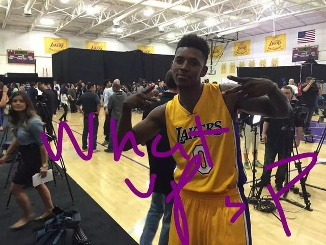 巴媒：米兰已表达对乌戈-索萨的兴趣，科林蒂安正在等待报价（巴西媒体：米兰有意乌戈-索萨，科林蒂安静候报价）