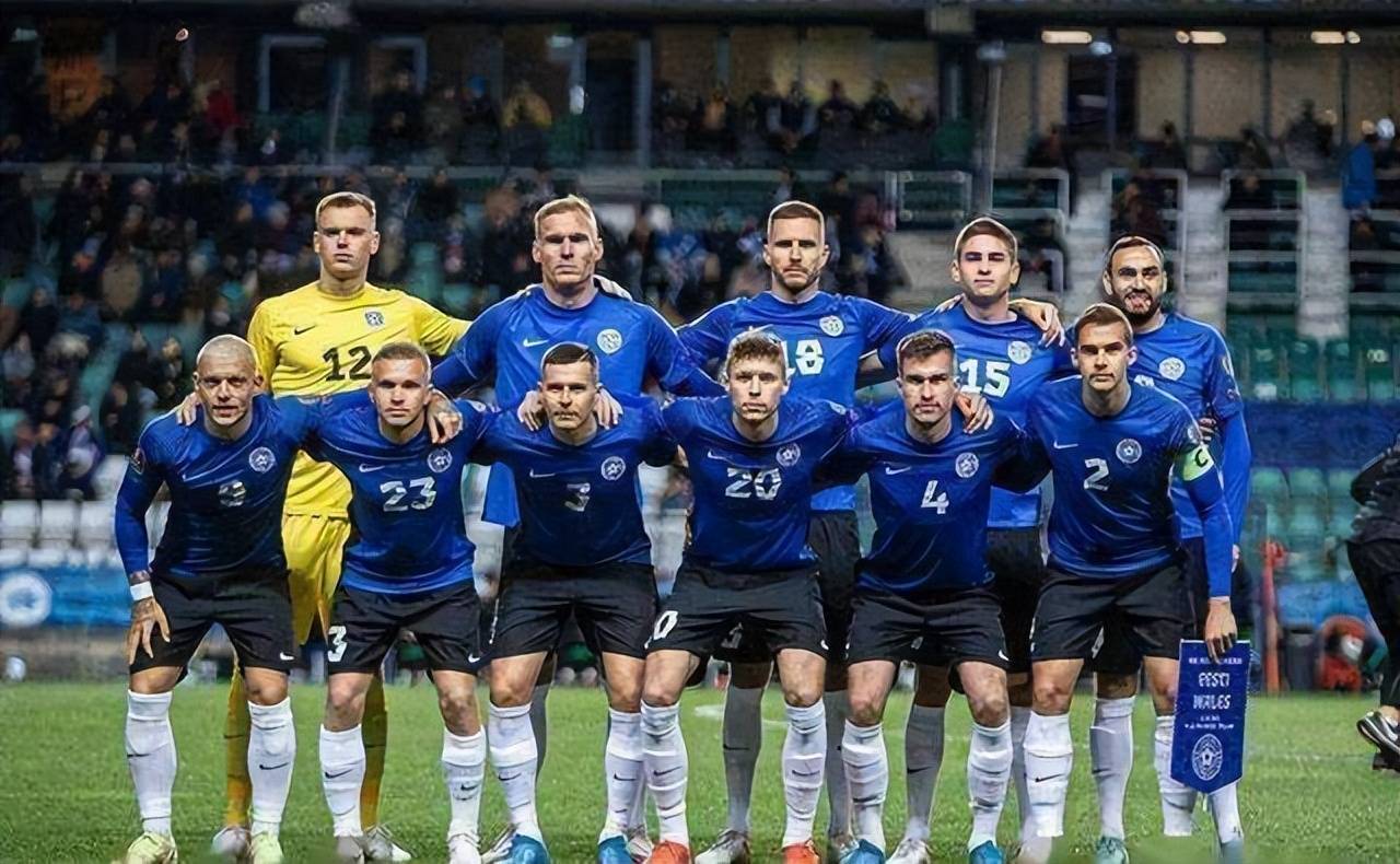 赫拉德-马丁：我知道随时可能轮到我踢中卫，今天再合适不过（赫拉德-马丁：随时待命踢中卫，今天正当其时）