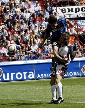 东体：海港本周一已经重新集结，加布里埃尔暂未参加合练（东体：海港已于周一重启集结，加布里埃尔尚未随队合练）