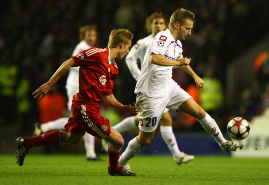 加斯佩里尼：没想到能排名榜首；谈论意甲冠军？我们不谈目标（加斯佩里尼：意外登顶；意甲争冠？暂不设目标）