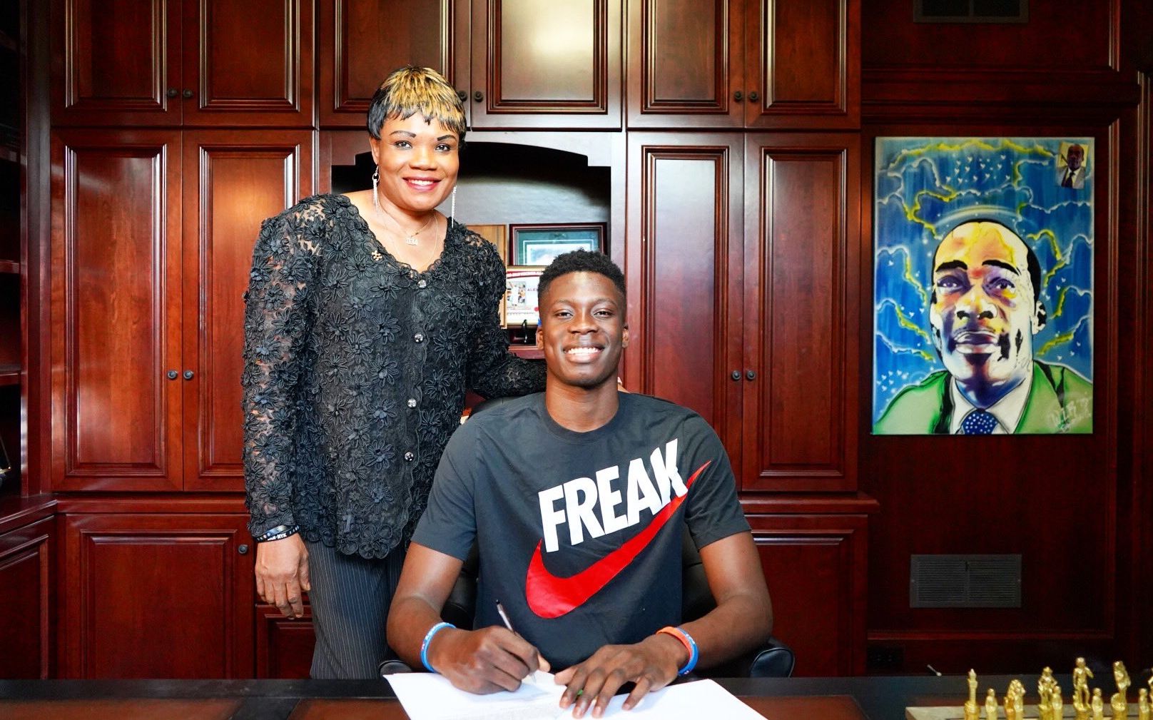 本赛季意甲门将零封榜：普罗韦德尔、斯维拉尔、迈尼昂前三（意甲本赛季门将零封数排名：普罗韦德尔、斯维拉尔、迈尼昂分列前三）