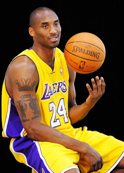 罗体：齐尔克泽想在加斯佩里尼手下踢球，曼联希望纯租借（罗体：齐尔克泽倾向在加斯佩里尼麾下效力，曼联主张纯租借）